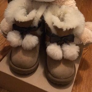 🍡UGG Gita Toddler🍭